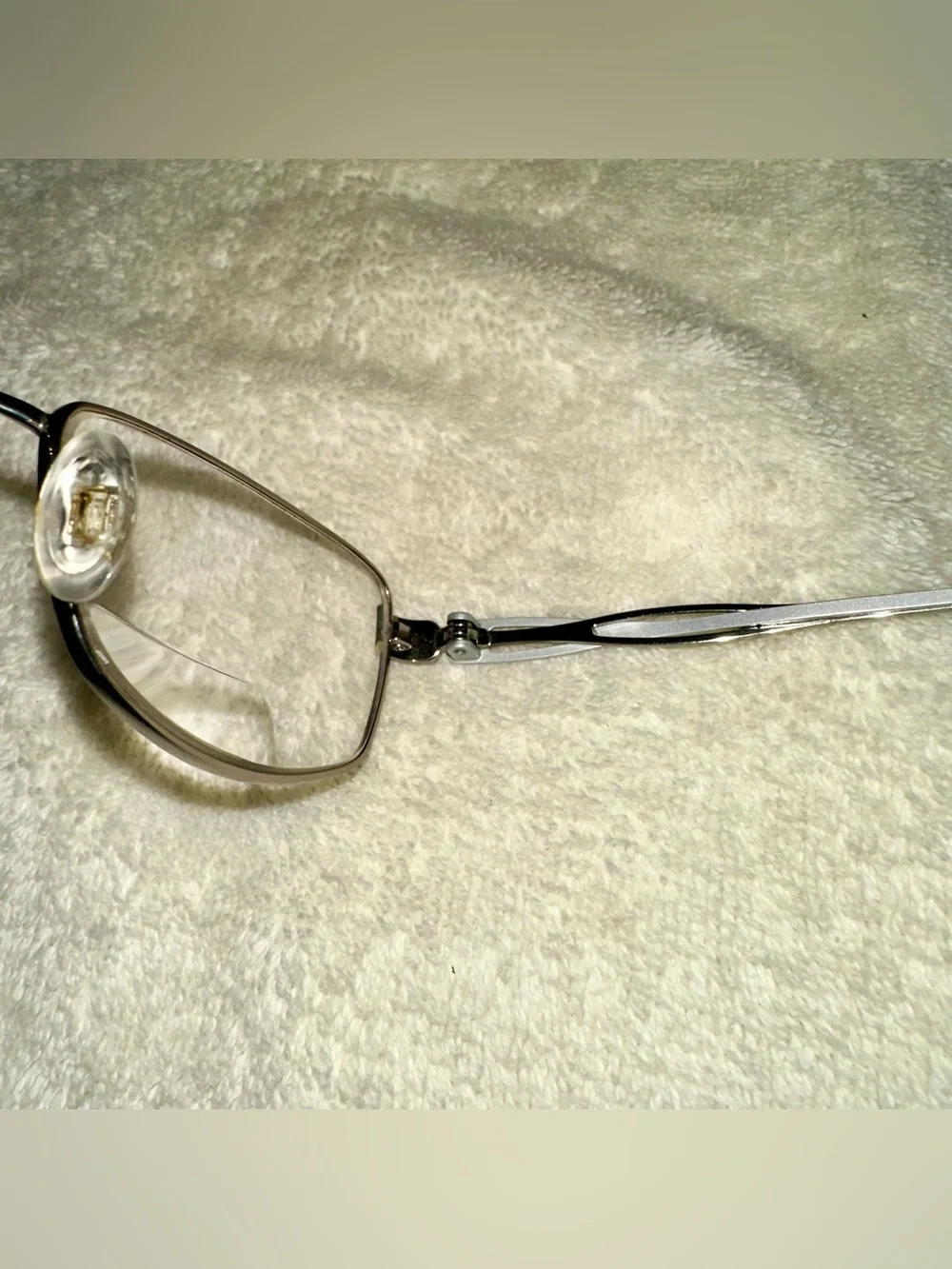 Discontinued Flexon Doris 710 Gunmetal/Gold Eyeglass Frames 52 18 135